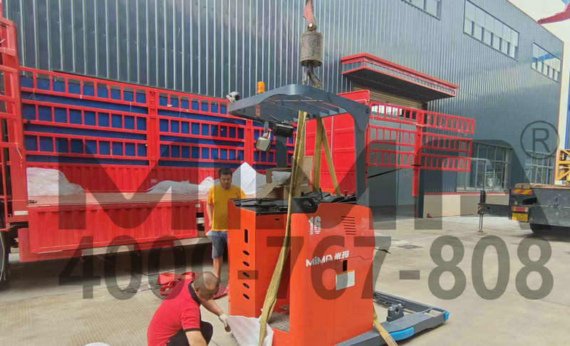 三向堆垛叉車(chē)客戶(hù)案例 三向堆垛叉車(chē)客戶(hù)案例